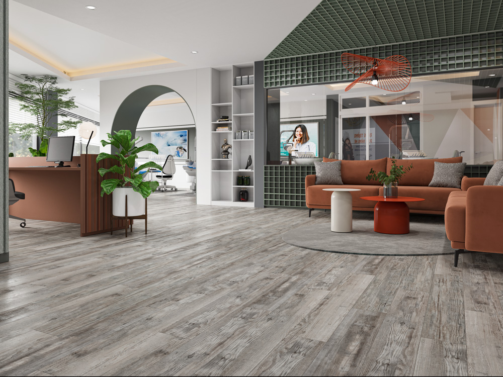 Кварцвиниловый SPC ламинат Cronafloor Wood Сосна Монблан ZH-81101-1 1200×180×4 фото в интерьере